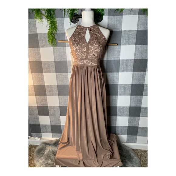 Morgan & Co Maxi Homecoming Long Dress - Picture 2 of 6